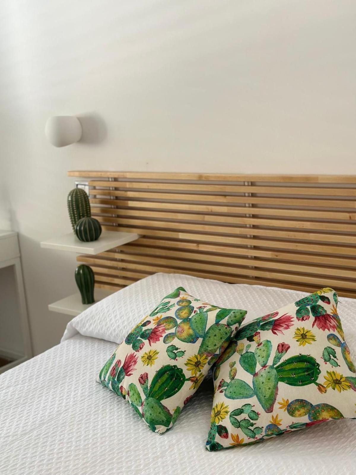 Madre Terra Apartment & Rooms Terrasini Eksteriør bilde