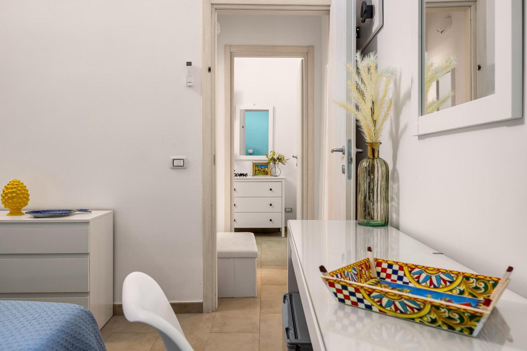Madre Terra Apartment & Rooms Terrasini Eksteriør bilde